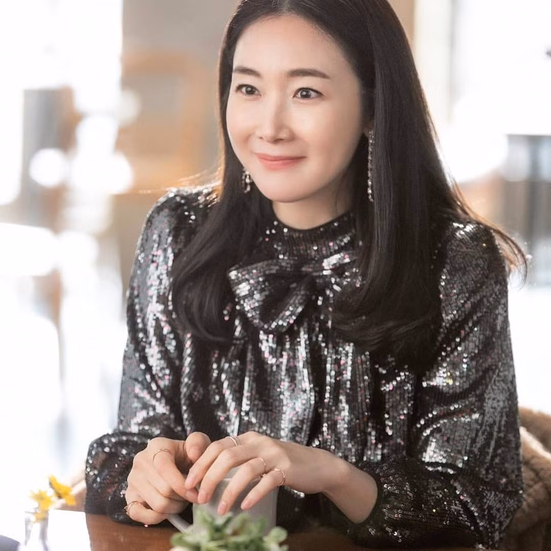 Choi Ji Woo bất ngờ xuất hiện trong 'Hạ cánh nơi anh' khiến fan thích thú ảnh 4