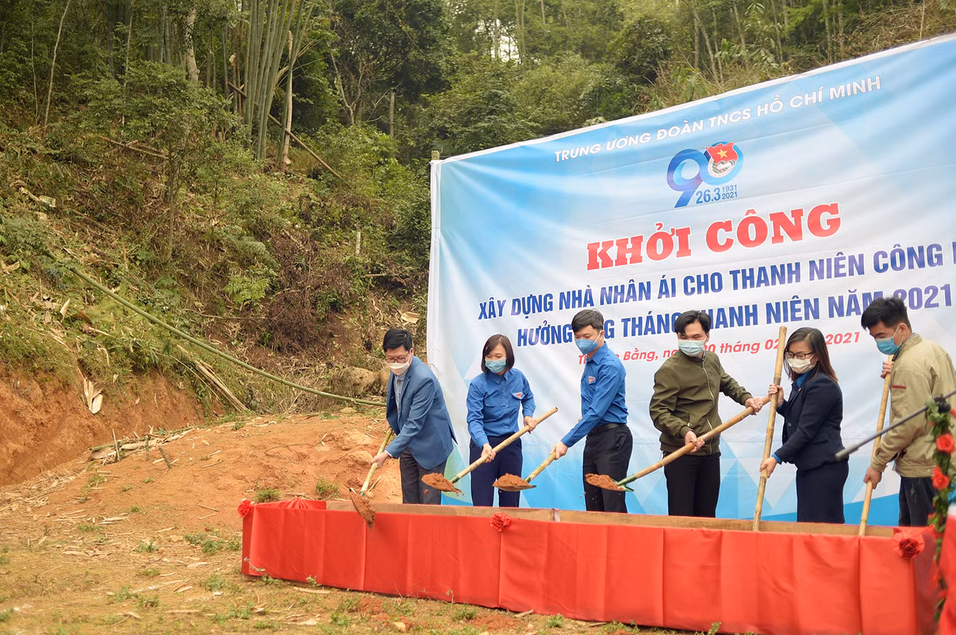 Khởi công xây tặng “Ngôi nhà 100 đồng” cho thanh niên Cao Bằng ảnh 6