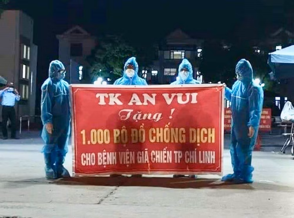 “Phiên chợ 0 đồng” và những chuyến xe giải cứu nông sản Hải Dương của nghệ sĩ Việt ảnh 12