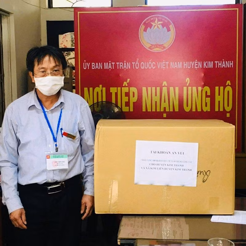 “Phiên chợ 0 đồng” và những chuyến xe giải cứu nông sản Hải Dương của nghệ sĩ Việt ảnh 11