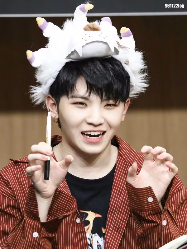 Điều gì làm nên những “cây hút fan” của các nhóm nhạc K-Pop? ảnh 10