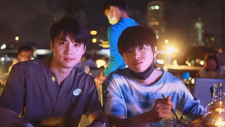 Mean Phiravich “đưa fan đi khắp Bangkok” khiến các fan đứng ngồi không yên ảnh 9