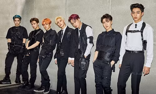 Bùng nổ cảm xúc với concert trực tuyến của WayV: Sân khấu đỉnh cao, Lucas bật khóc vì fan ảnh 11