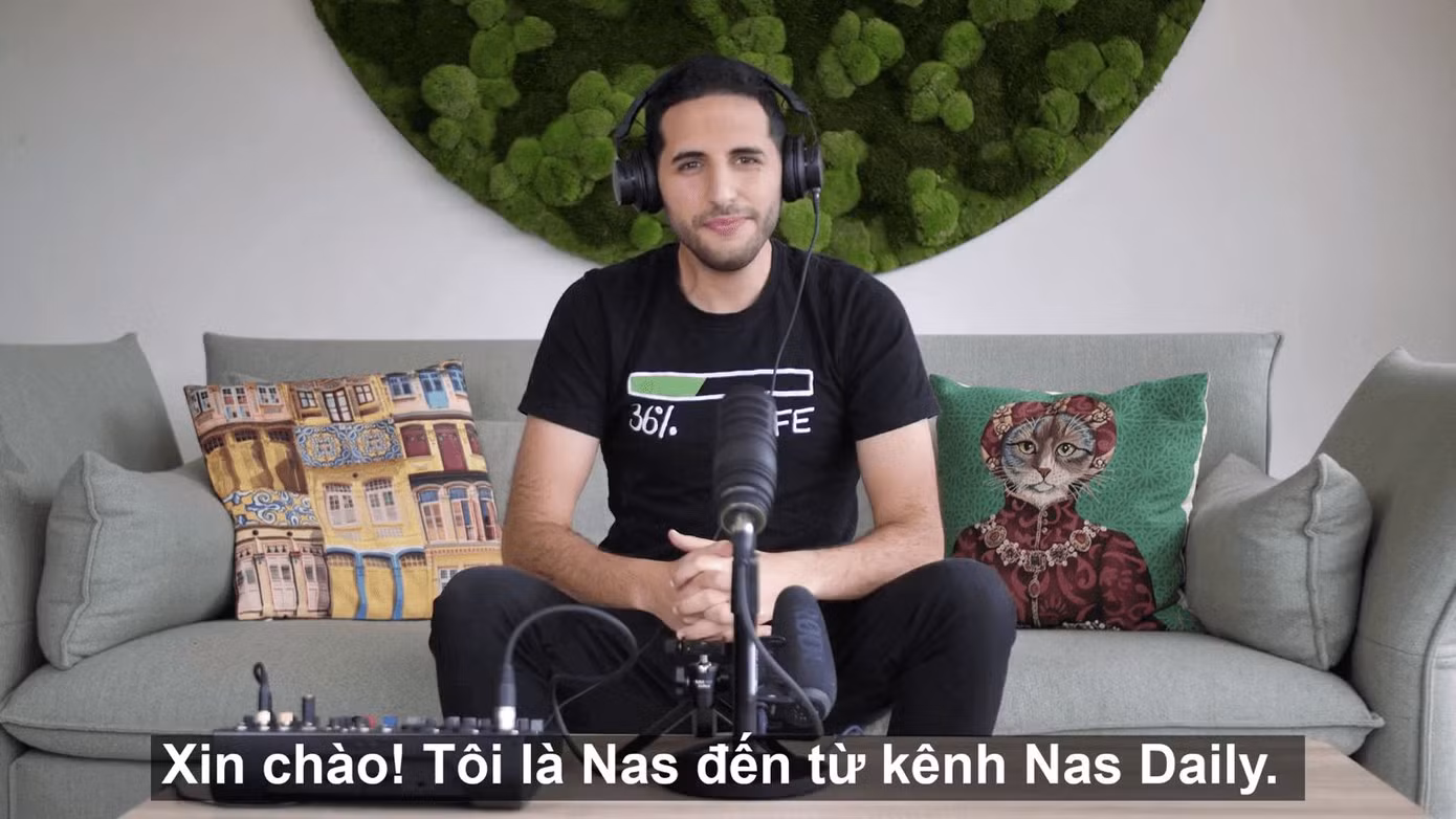 Vlogger 7,5 triệu người theo dõi Nas Daily bất ngờ khoe kênh Podcast riêng ảnh 2