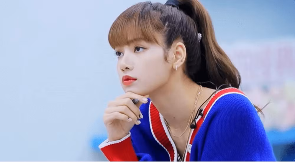 Các fan đứng ngồi không yên khi Lisa (BLACKPINK) bị anti fan dọa giết ảnh 6