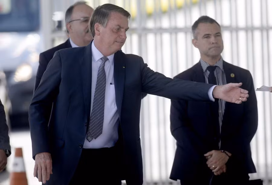 Tổng thống Brazil đối diện án phạt ảnh 3 Tổng thống Brazil đối diện án phạt ảnh 3