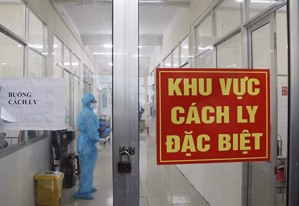 Tử vong do COVID-19 cao kỷ lục ở Châu Âu, Việt Nam thêm ca mắc mới ảnh 2