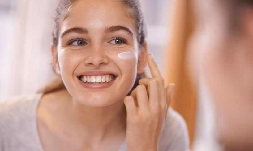 Quà tặng: Da bị mụn và sẹo thâm nên làm gì để “chấm dứt” vĩnh viễn tháng ngày “u tối”? ảnh 7