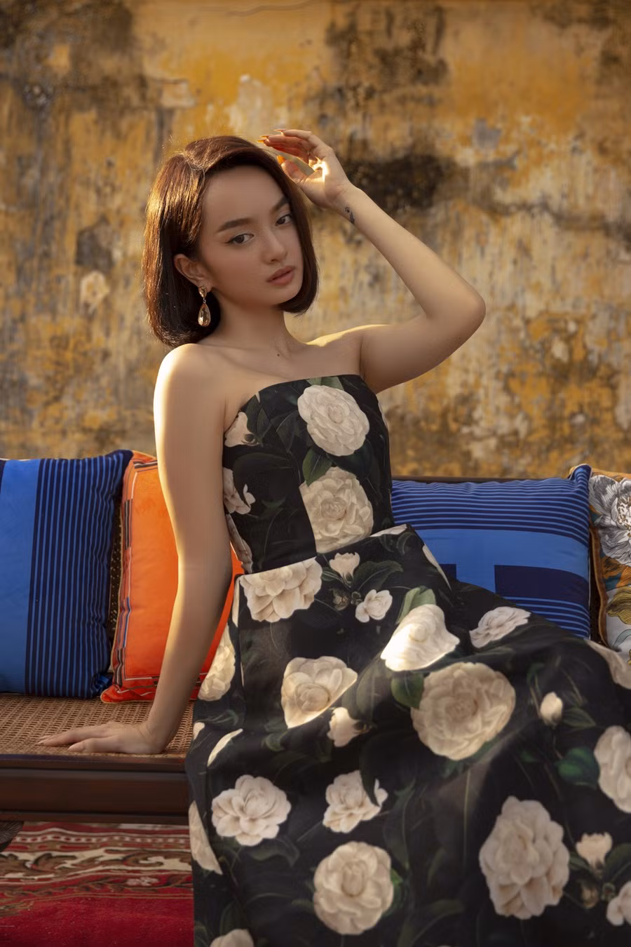 Nữ diễn viên Việt sở hữu những bộ trang phục ngốn nhiều công sức và tiền của nhất lịch sử ảnh 10
