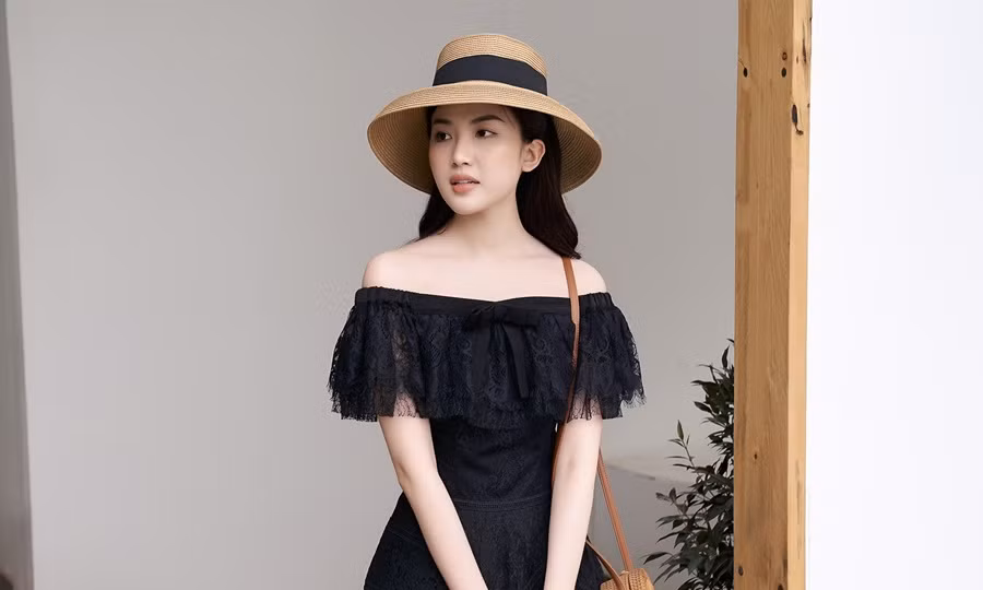 Âu Dương Na Na xuất hiện với visual “thanh xuân vườn trường” quả xứng “nữ thần thời trang“ ảnh 1 Âu Dương Na Na xuất hiện với visual “thanh xuân vườn trường” quả xứng “nữ thần thời trang“ ảnh 1