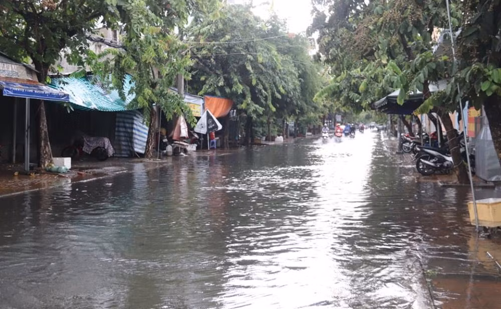Một người bị sét đánh tử vong trong mưa giông khủng khiếp ở Cần Thơ ảnh 2