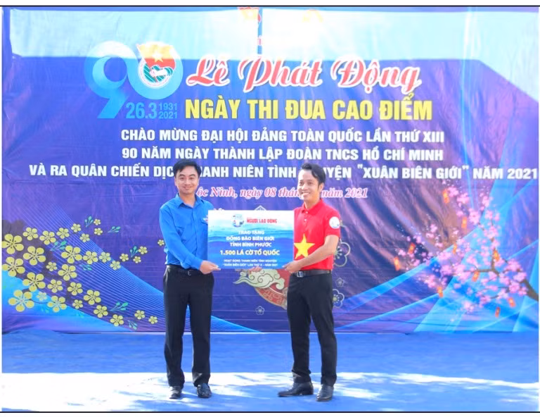 Loạt hành động ý nghĩa mừng 90 năm thành lập Đoàn của tuổi trẻ Bình Phước ảnh 2