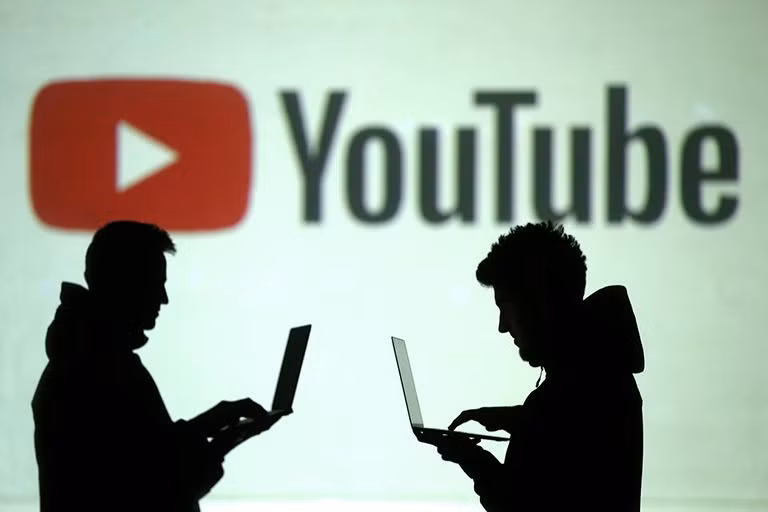 Các YouTuber Việt Nam sẽ bị đánh thuế lên đến 30% với chính sách mới này của Google? ảnh 1