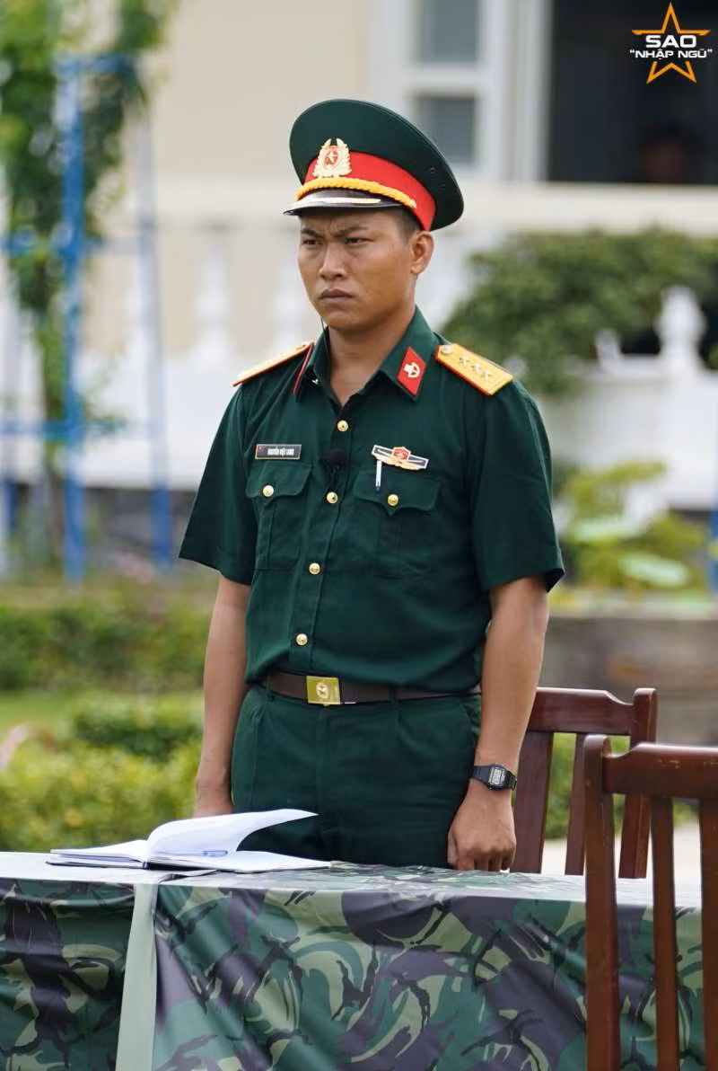 Ê-kíp “Sao Nhập Ngũ” lên tiếng xin lỗi vì đã “đẩy thuyền” Mũi trưởng Long - Hậu Hoàng ảnh 1