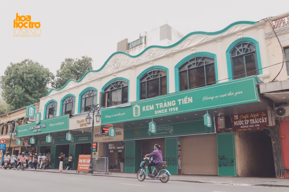 Hà Nội: Chèo thuyền SUP Hồ Tây không mới nhưng lạ, bạn đã thử chưa? ảnh 10