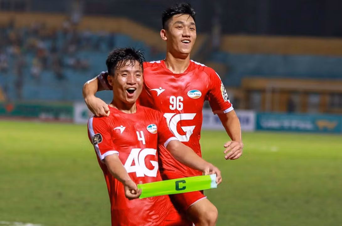 Bùi Tiến Dũng hào hứng vì sắp thành sinh viên trường ĐH Sư phạm TDTT Hà Nội ảnh 1