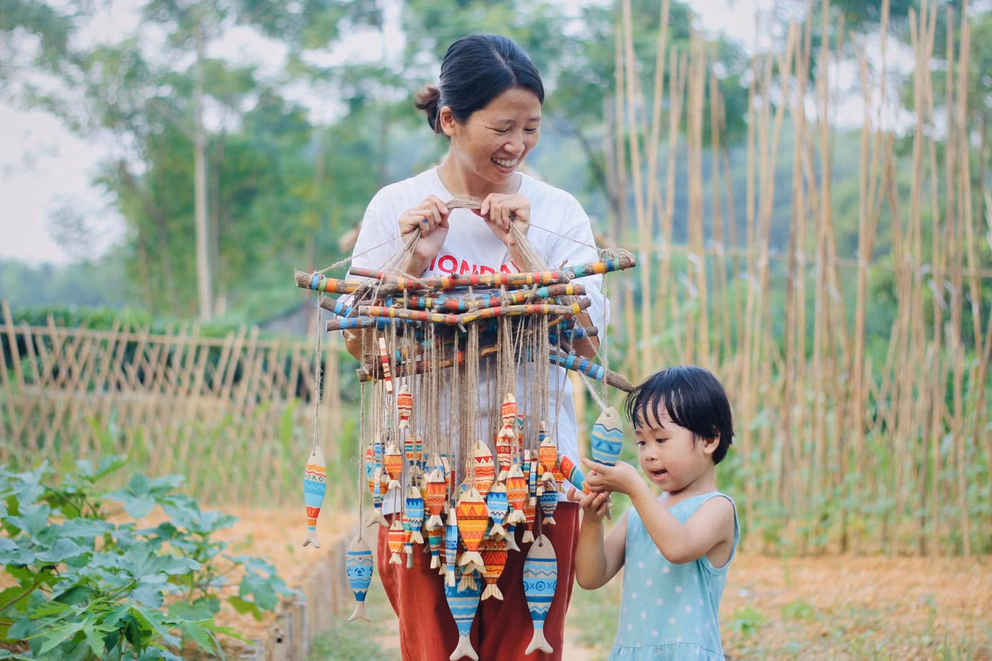 Mảnh vườn và những con cá gỗ “vạn người mê” của cô gái 9X ảnh 5