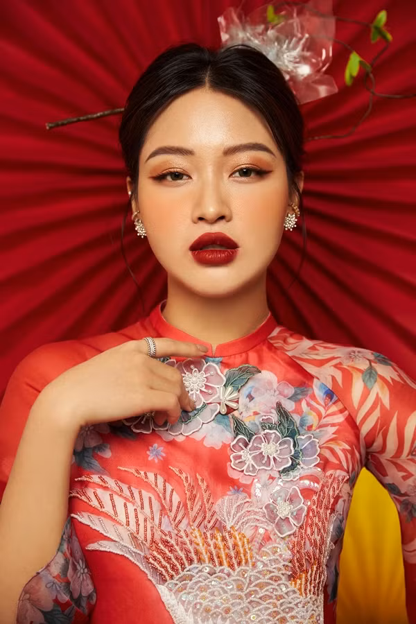 Quán quân “Giọng hát hay Hà Nội 2020” Bùi Dương Thái Hà khóc hết nước mắt trong MV “Thì thôi” ra mắt ngay Tết Tân Sửu ảnh 2