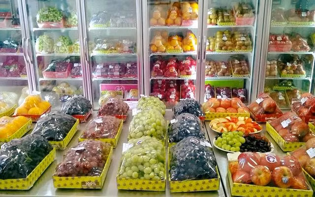 'Chi' 140 triệu USD mua rau quả ngoại trong dịp Tết ảnh 1