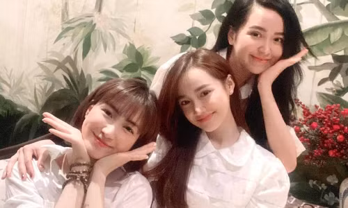 Văn Mai Hương nhận mình hát không tốt bằng Hương Tràm, Chi Pu “ngồi không dính đạn“ ảnh 6