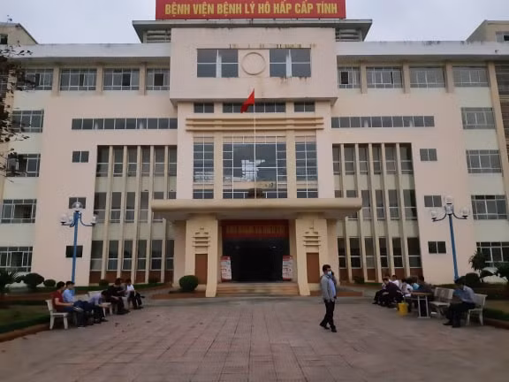 Cận cảnh bệnh viện dã chiến ứng phó dịch Covid 19 ở Vĩnh Phúc ảnh 1