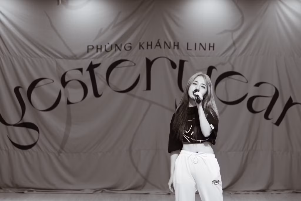 Clip: Phùng Khánh Linh dốc sức tập vũ đạo, vui mừng vì showcase đã “cháy vé“ ảnh 6