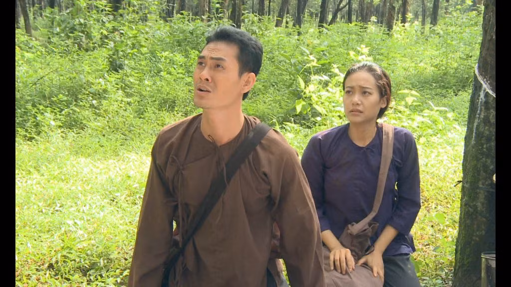Kyo York tiết lộ “cảm nắng” bạn diễn Linh Chi khi quay phim truyền hình “Cây nước mắt“ ảnh 5