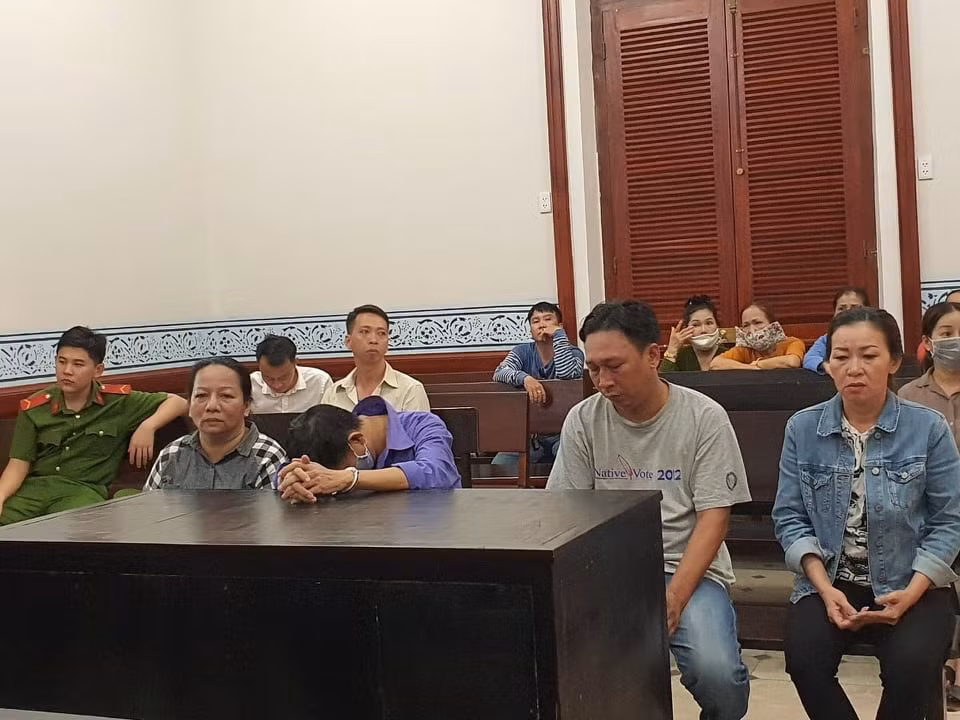 Một cựu công an bị cáo buộc nhận hàng trăm triệu ‘chạy án’ ảnh 1