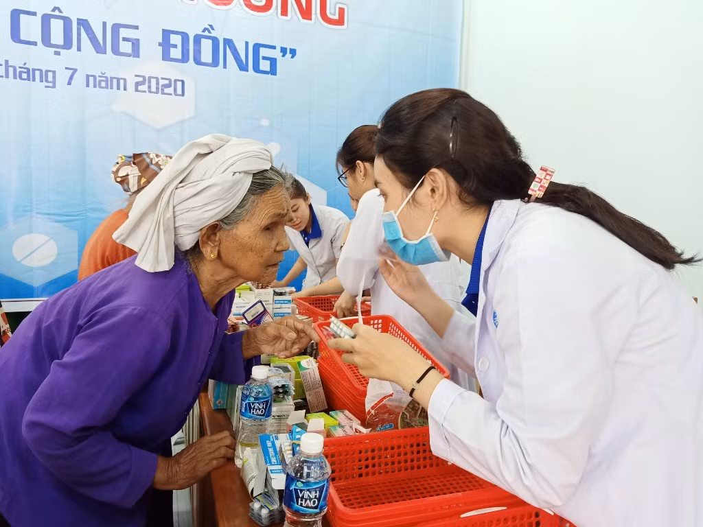 “Chuyến xe yêu thương vì sức khỏe cộng đồng” ảnh 11