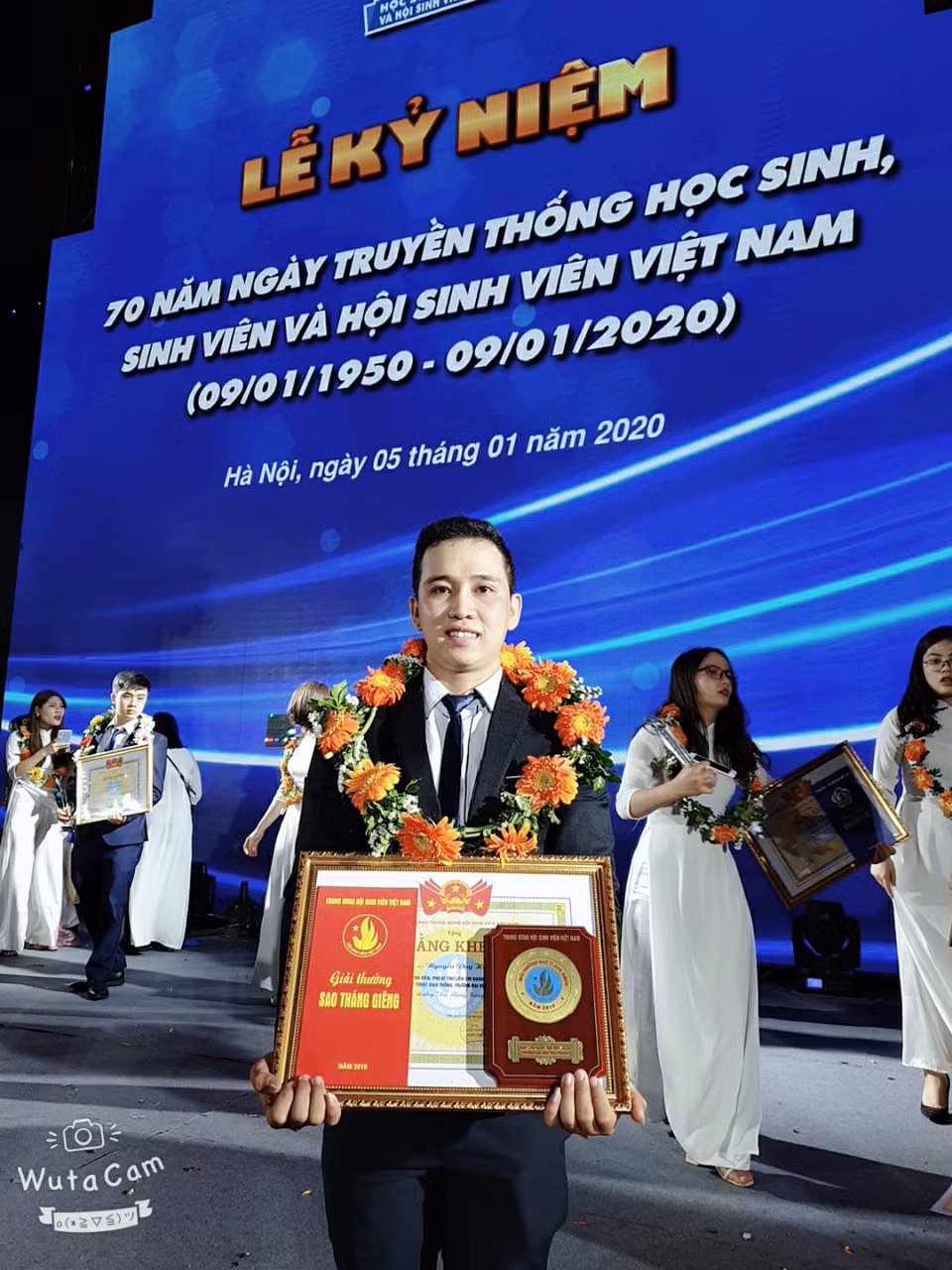 Học giỏi... chưa phải là tất cả ảnh 2
