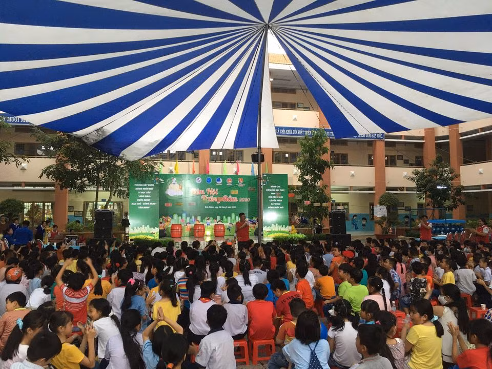 Mang Trung Thu đến trẻ em vùng xa ảnh 2