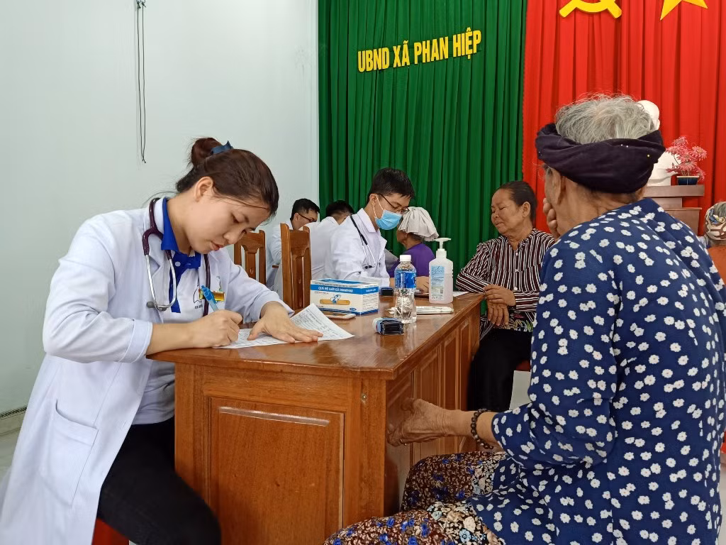 “Chuyến xe yêu thương vì sức khỏe cộng đồng” ảnh 8