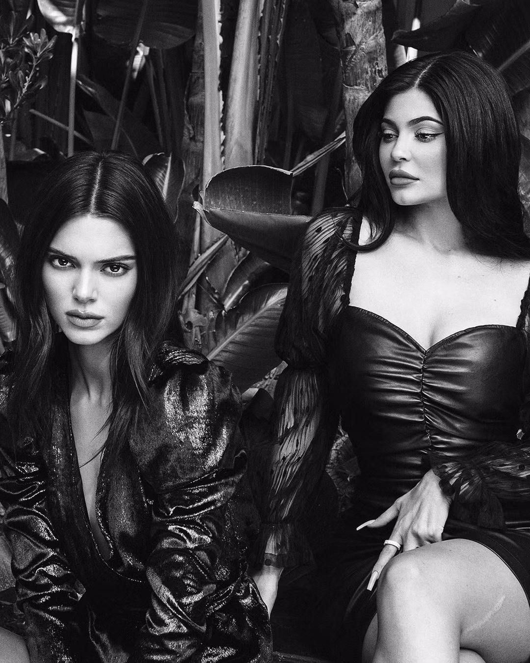 Nữ tỉ phú 23 tuổi Kylie Jenner phô diễn vòng 3 ngoại cỡ ảnh 12