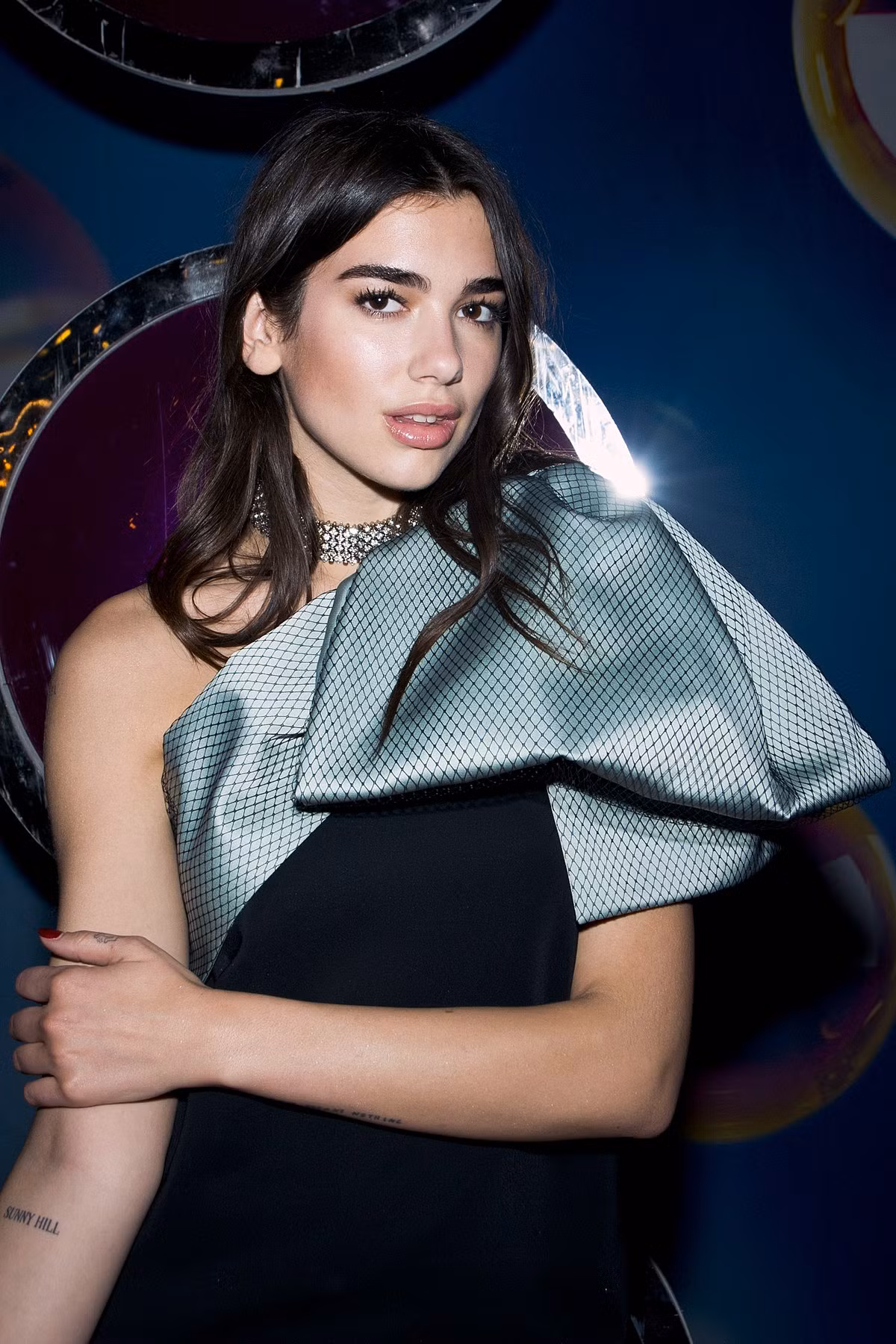 “Ông hoàng tỷ view” J Balvin lần đầu “rủ rê” Dua Lipa tạo cú hit nóng nhất mùa hè 2020 ảnh 6