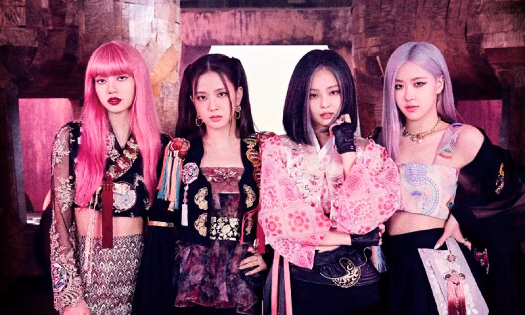 BLINK bức xúc khi một fanpage thời trang chê tơi bời set đồ mới của Jennie (BLACKPINK) ảnh 8