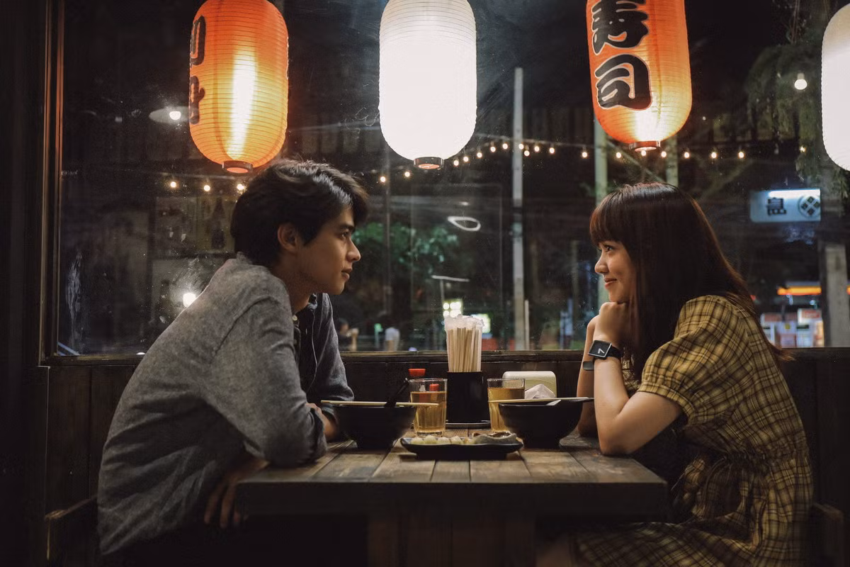 Mario Maurer tái xuất màn ảnh, rơi vào chuyện tình với cô nàng nhìn thấy ma ảnh 1