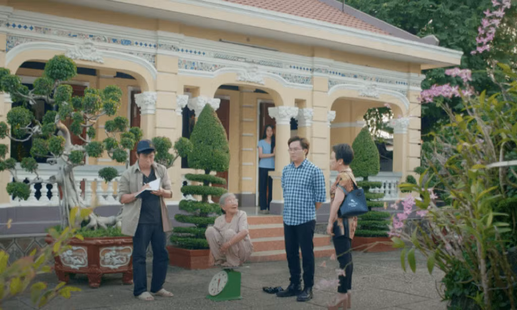 Tinh tế như Đạt G: Vớt hết hành ra khỏi tô hủ tiếu trước khi Du Uyên dùng món ảnh 8