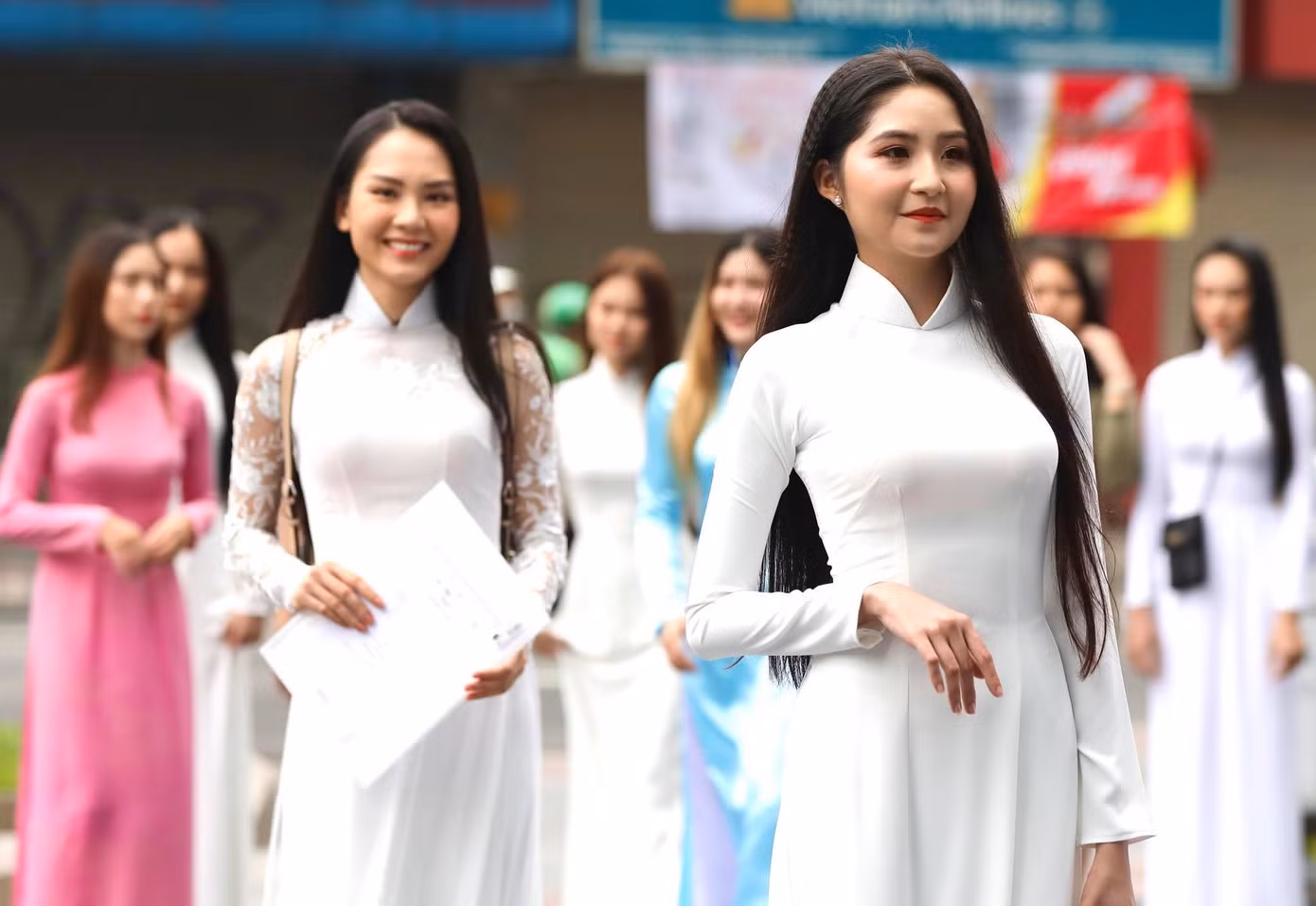 Bộ ảnh đón Trung thu đẹp như cổ tích giữa lòng châu Âu của du học sinh Pháp ảnh 21