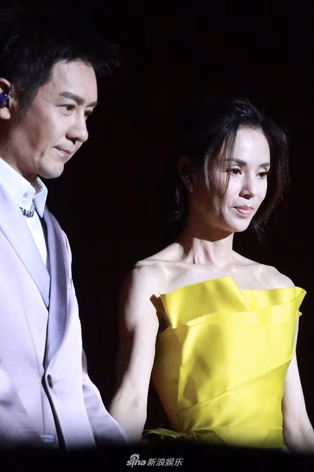 Lý Nhược Đồng lộ ‘cơ bắp cuồn cuộn’ gây choáng, nhảy theo nhạc ‘Mắt biếc’ ảnh 1