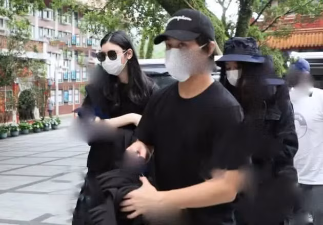 ‘Vua sòng bài’ Macau vừa mất, chồng Hề Mộng Dao và chị gái sứt mẻ tình cảm ảnh 3