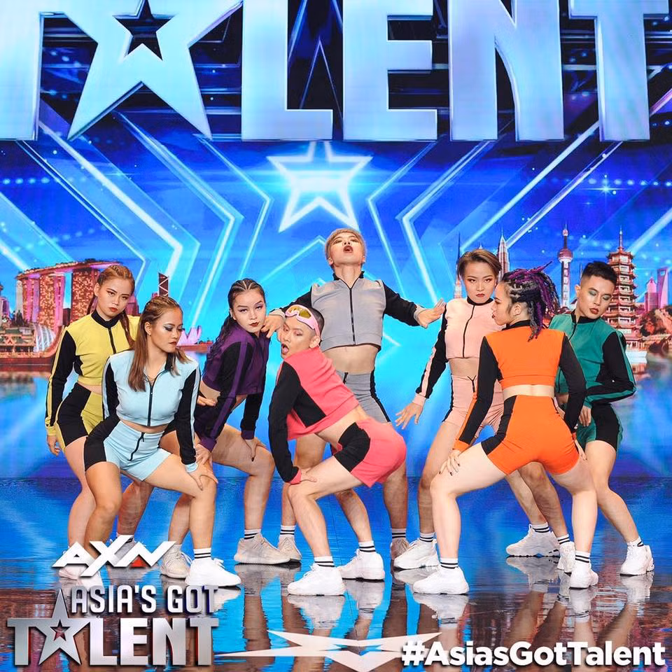 Nhóm nhảy Việt được Dua Lipa hết lời khen ngợi từng gây 'bão' sân khấu Asia's Got Talent ảnh 3