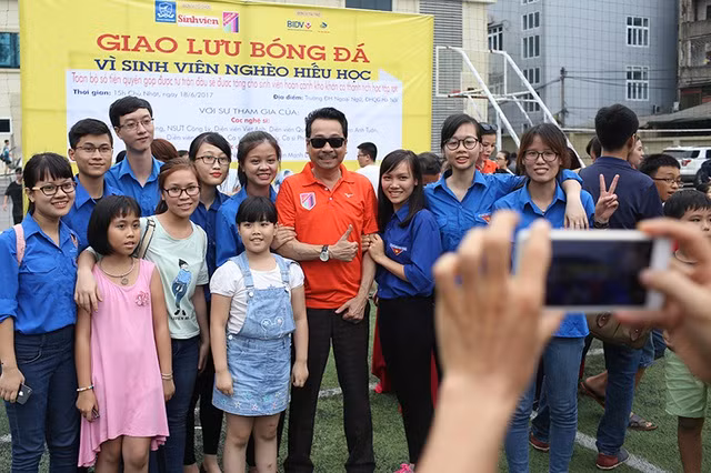NSND Hoàng Dũng luôn hết mình vì sinh viên ảnh 2