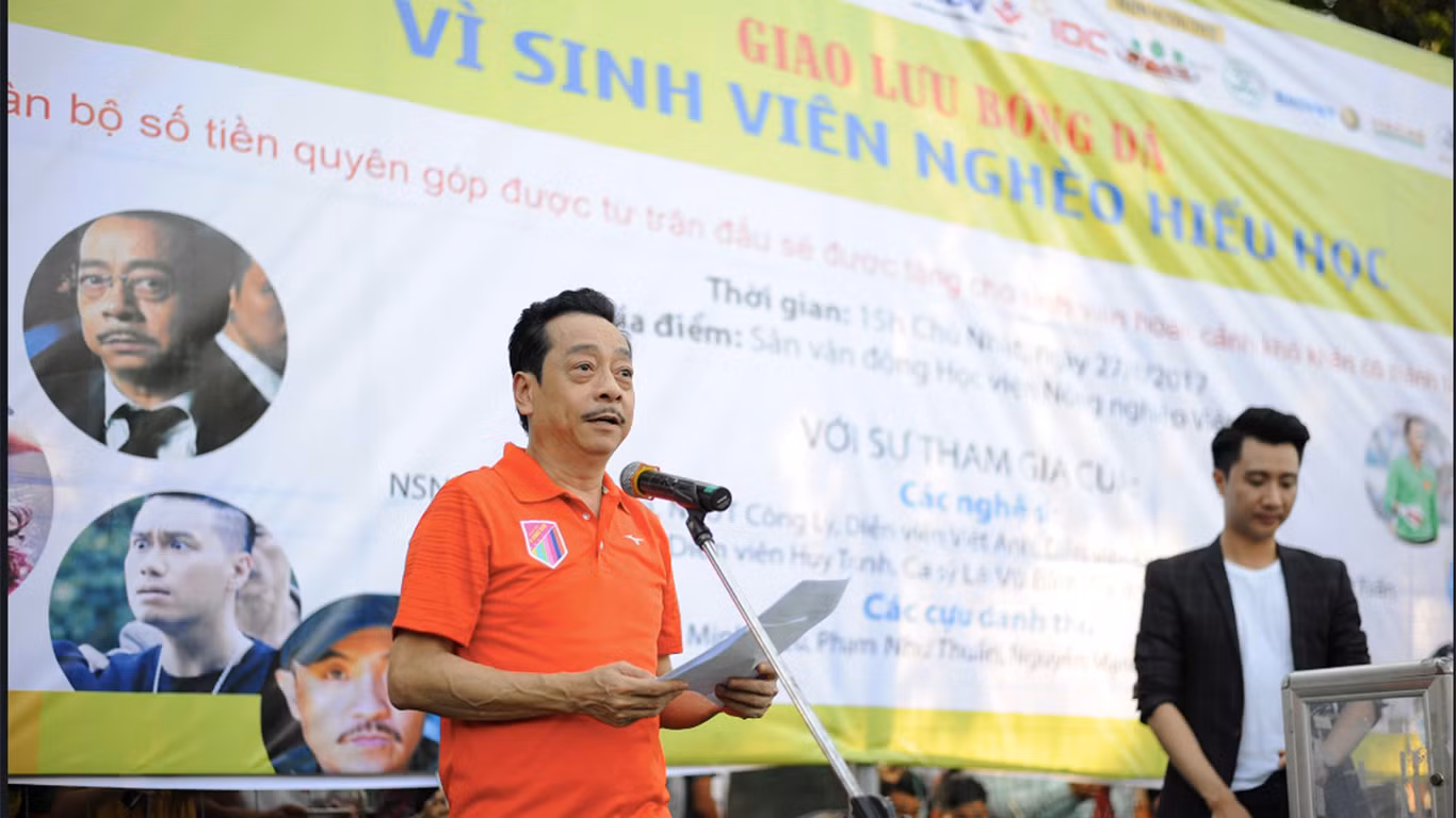 NSND Hoàng Dũng luôn hết mình vì sinh viên ảnh 4