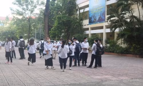 Đáp án tham khảo đề thi Văn THPT: Teen dự đoán như thế nào về điểm số của mình? ảnh 5