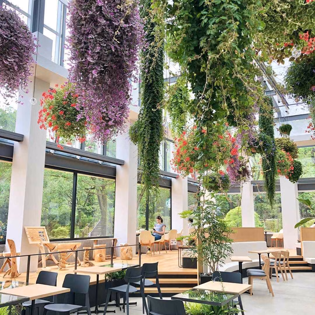Bên trong cửa hàng Starbucks nhà kính ngàn hoa “đốn tim” các tín đồ sống ảo ở Nhật Bản ảnh 6