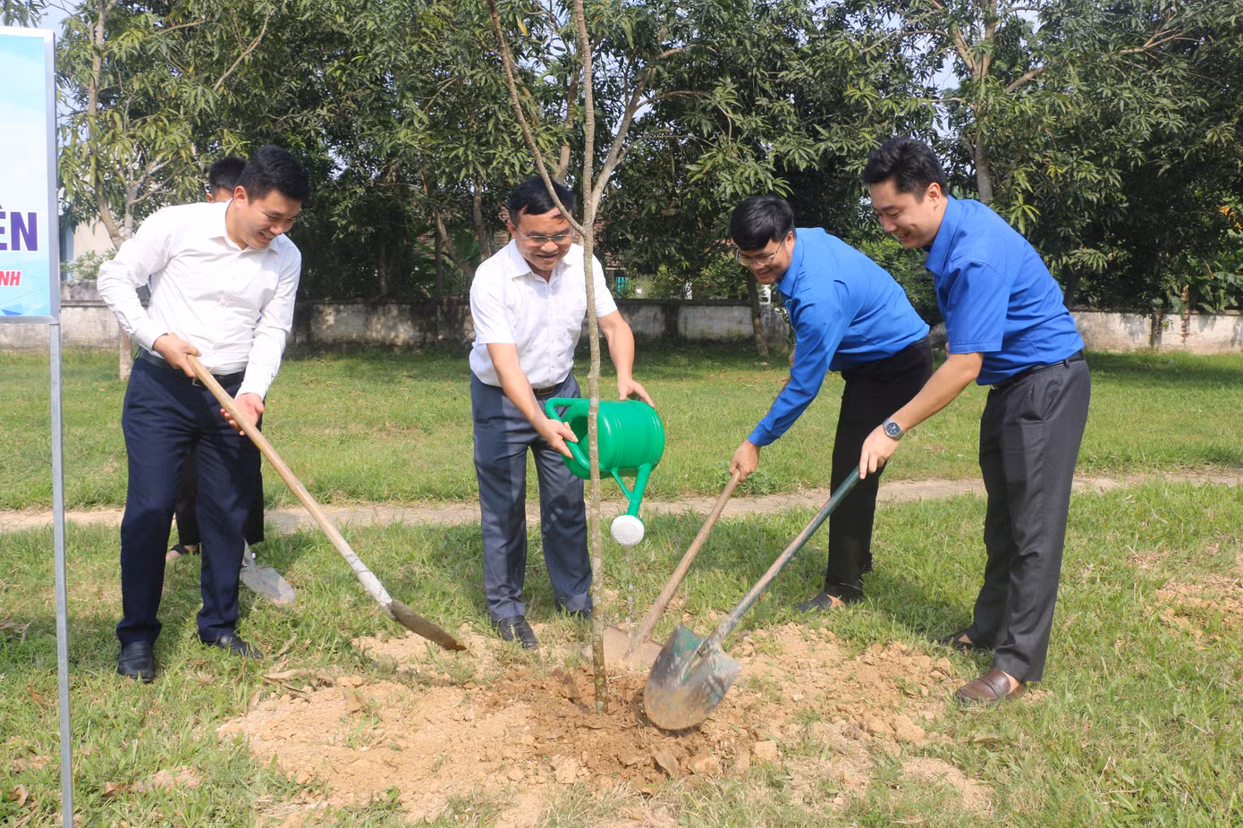 Tỉnh đoàn Nghệ An tuyên dương 26 thanh thiếu nhi tiêu biểu ảnh 9
