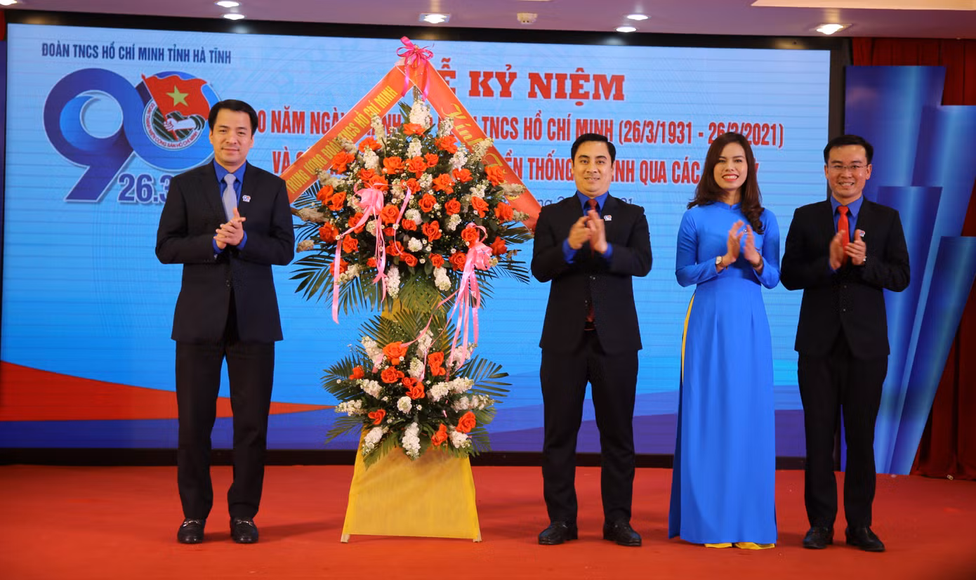 Hà Tĩnh: Tuyên dương 18 công trình thanh niên và cán bộ Đoàn tiêu biểu ​ ảnh 3