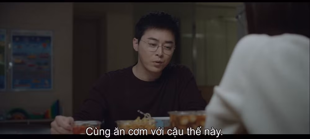 “Hospital Playlist” tập 10: Ngày hội tỏ tình, “gắt” nhất vẫn là thuyền Song Hwa - Ik Jun ảnh 3