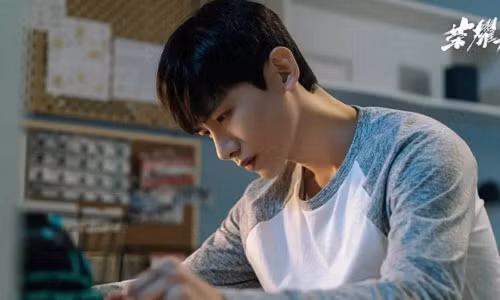 Diễn hai vai xuất sắc trong “Sông Đón Trăng Lên”: Kim So Hyun đã từng làm điều này rồi! ảnh 12 Diễn hai vai xuất sắc trong “Sông Đón Trăng Lên”: Kim So Hyun đã từng làm điều này rồi! ảnh 12