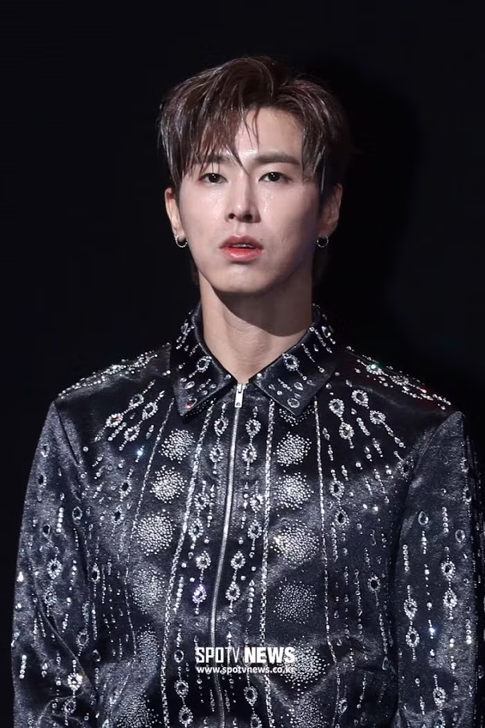 SM Enter nói gì về vụ Yunho (TVXQ) bị tố đến quán bar trong giờ giới nghiêm? ảnh 4